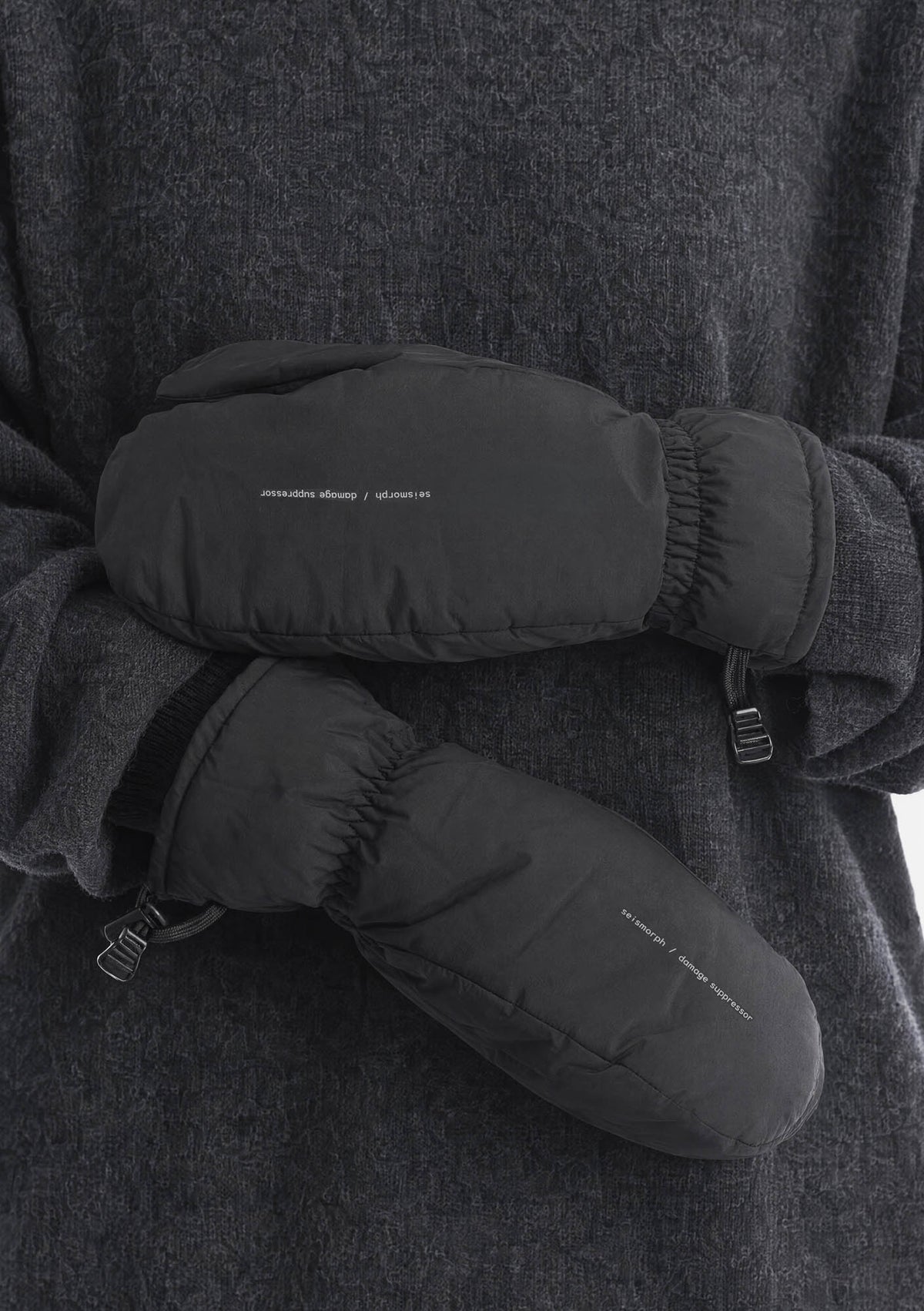 product-shot-черный