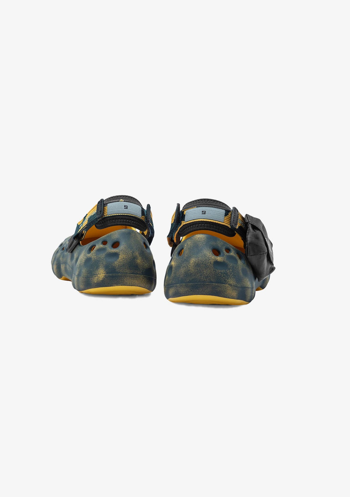product-shot-пыльно-жёлтый